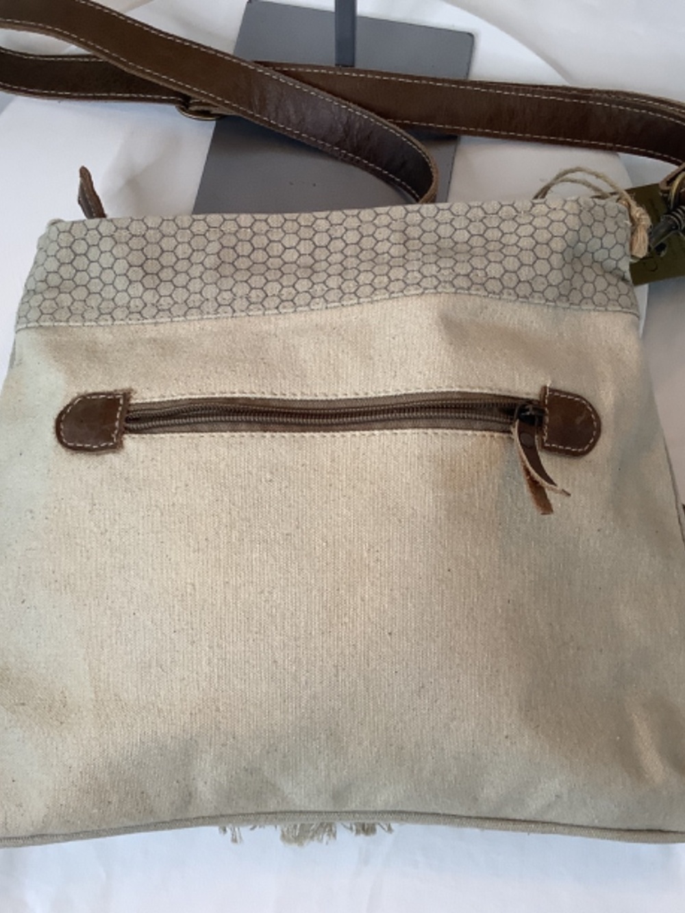 NWT CLEA RAY Canvas Skull shoulder crossbody bag - Picture 5 of 11